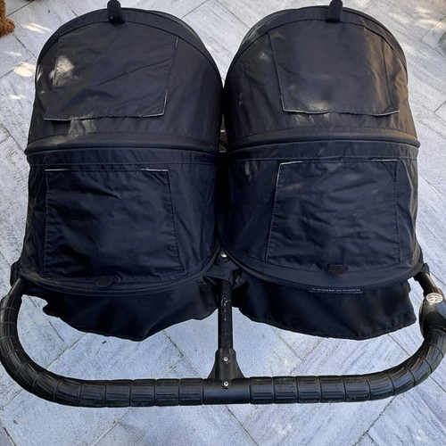 City Mini Double Baby Jogger twin stroller like new with double front wheels