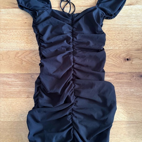 Bershka dress black like new