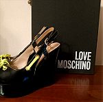  Πλατφορμες Love Moschino