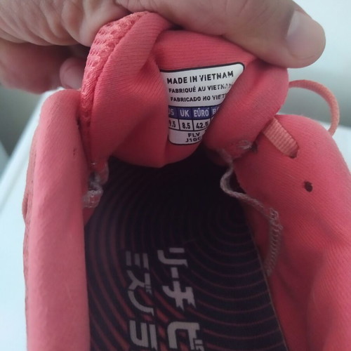 Mizuno Wave Rider 27 running shoes used, pink, size 42.5