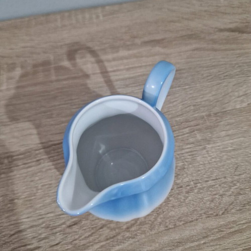 Elite France porcelain milk jug like new, blue and white, 9 cm