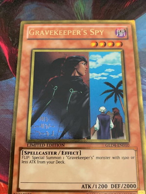 Gravekeeper's Spy Gold Rare Yu-Gi-Oh Card new, authentic
