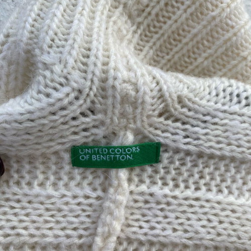 Knitted Benetton cardigan like new, white