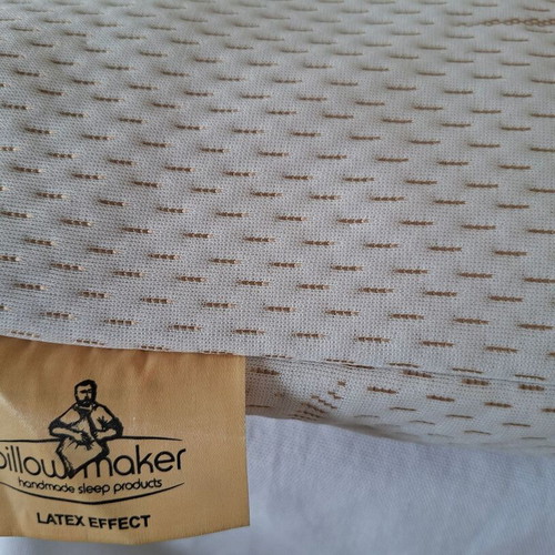 Repose Anatomical Memory Foam Pillow new