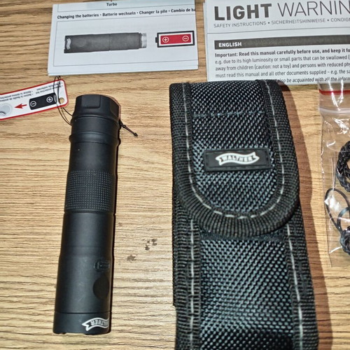 Walther EFA1 flashlight new