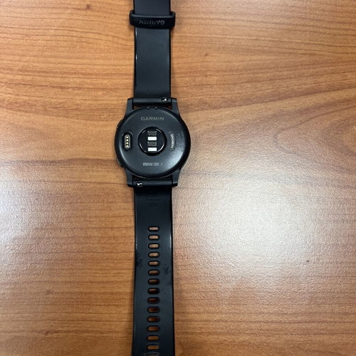 Garmin Vivoactive 4 smartwatch like new, black, fitness features