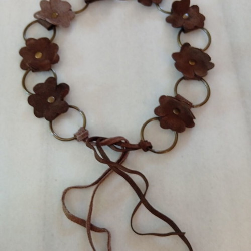 Vintage boho leather belt with metal rings used, brown