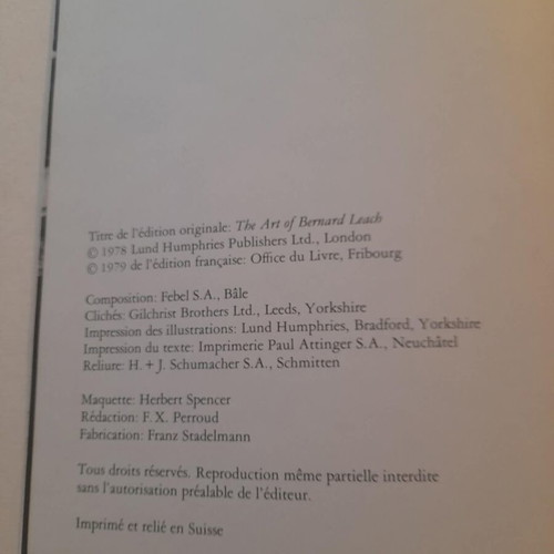 Book L'art de Bernard Leach hardcover like new, in French