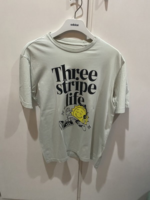Adidas Positivity Graphic Tree T-shirt like new, green, size L