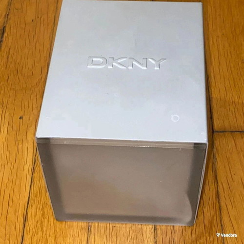 DKNY Vintage men's watch used, gray, with original box and papers