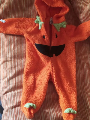 Pumpkin outfit for 3 month old baby like new