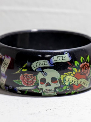 Ed Hardy black acrylic bangle bracelet with “Love Life Skull Rose Dragon” design like new