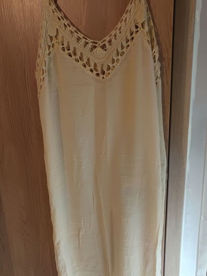 Beige long kaftan with knitted straps like new Shein
