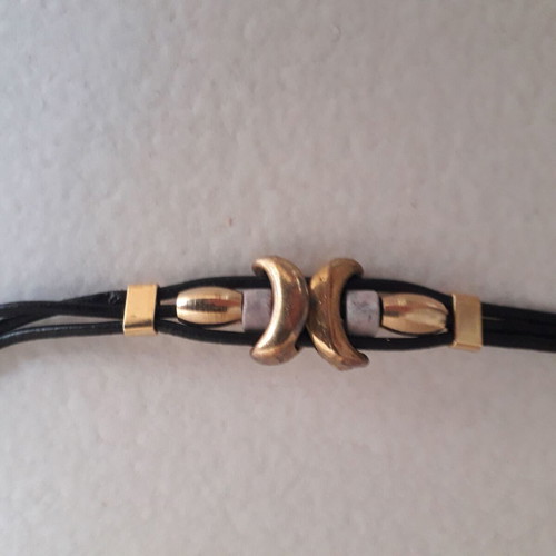 Bracelet new, black and gold