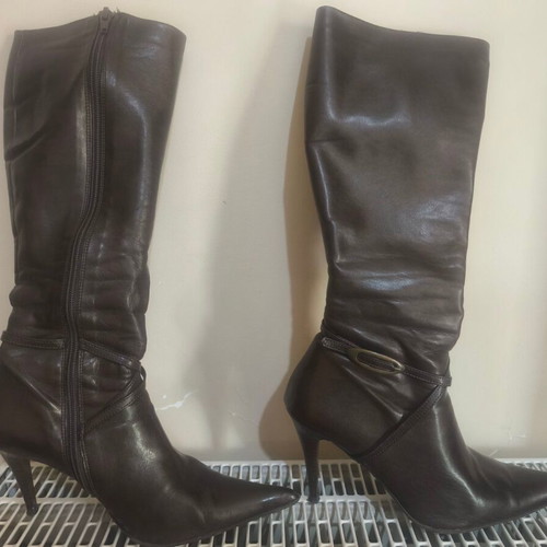 Leather boots like new, size 39, brown high heels