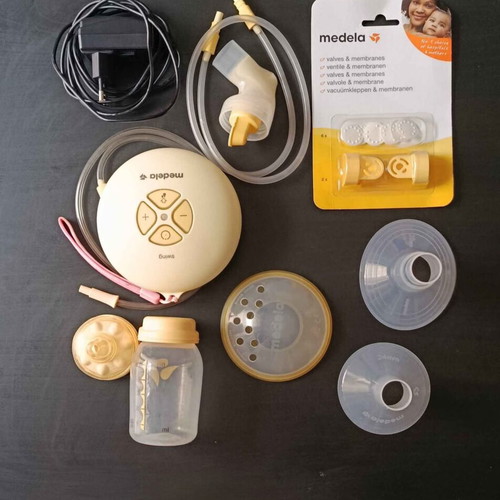 Medela Swing Θήλαστρο με Αξεσουάρ καινούργιο