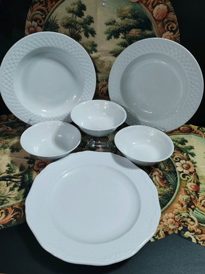 Schirdning porcelain serving set of 6 like new