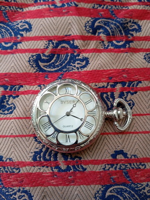 Classic BYSER Quartz Half Hunter pocket watch like new