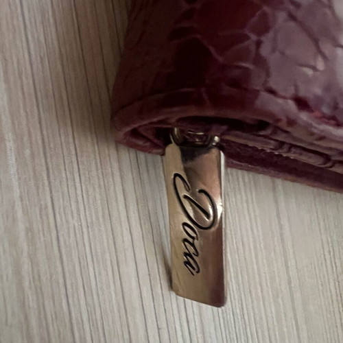 Doca wallet like new