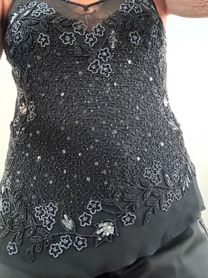 Silk embroidered top like new, size L, black and silver