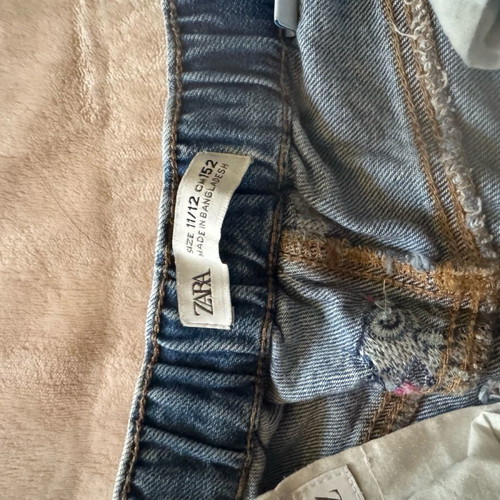 Zara kids' jeans with Stich used, size 11-12 years