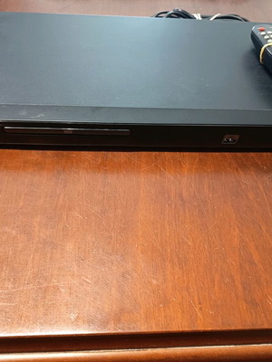 DVD player Samsung μεταχειρισμένο με καλώδια και χειριστήριο