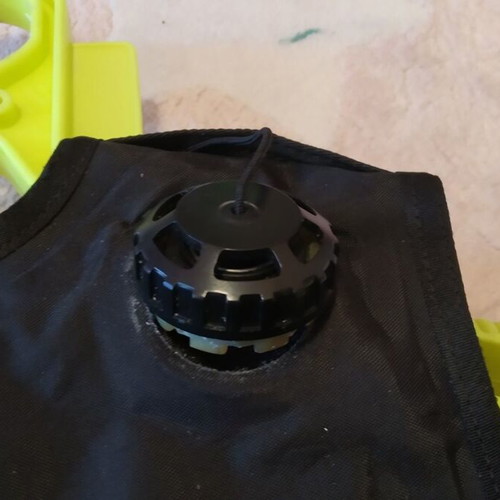 Aquaholic Buoyancy Control Jacket used, size Large, needs valve service