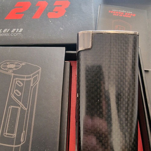 Sigelei 213w box mod used with 2 batteries 18650