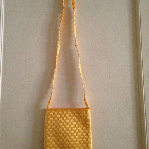 Vintage knitted yellow crossbody bag used 2000s