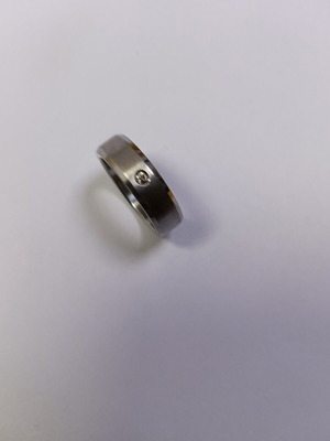 Ring made of stainless steel with zircon stone, like new