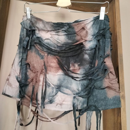 Short elastic skirt unique, size XL, new