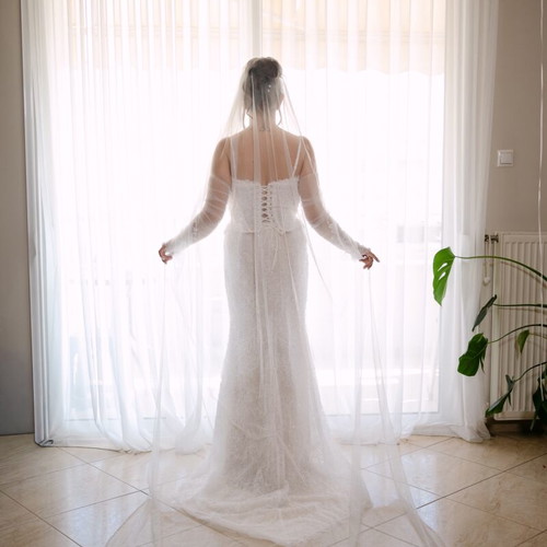 Wedding dress 2026 like new, white and beige, corset and skirt