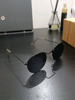 Sunglasses like new
