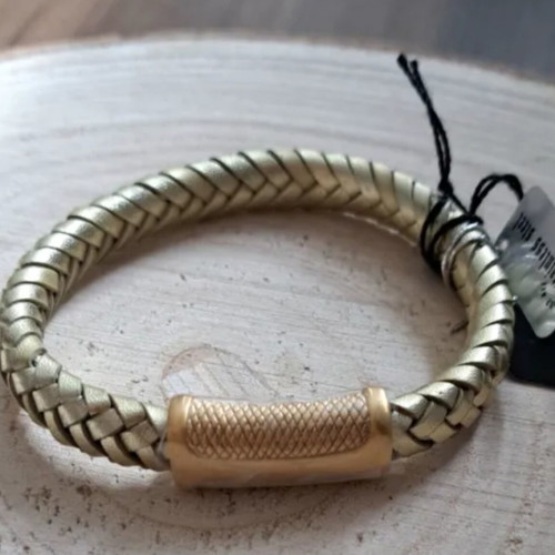 Police leather bracelet new, gold color, magnetic clasp