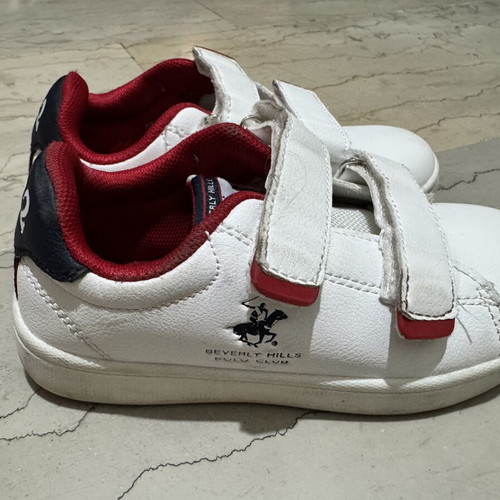 Beverly Hills Polo Club boys' casual shoes size 29, like new, white