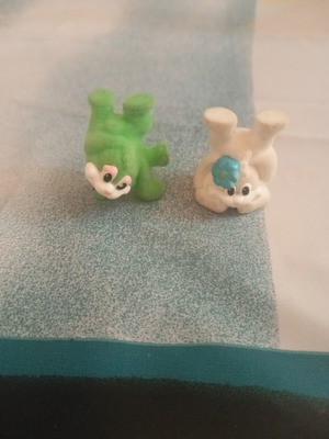 Kinder plush bunnies used, set