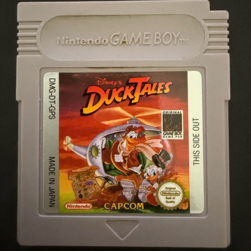 Nintendo Game Boy DuckTales касета употребявана с предпазен калъф