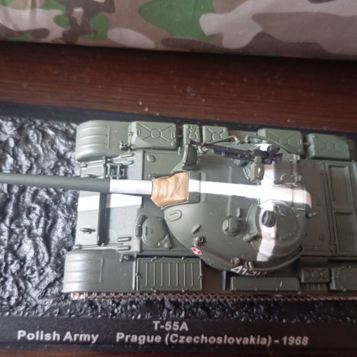 DeAgostini T-55A Polish Army tank model 1:72