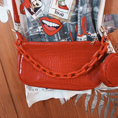 Nek Kidswear T-shirt white fashionista with red bag gift, like new