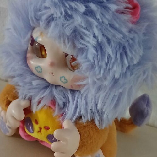 Kimmon Regain Myself collectible plush toy, like new