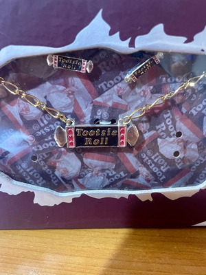 Tootsie Roll Limited Edition jewelry set for girls, new