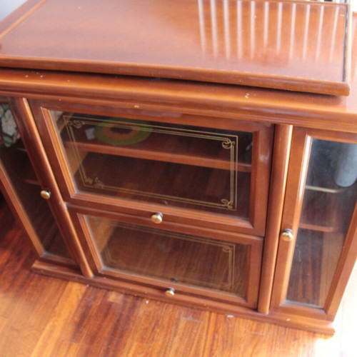 TV and Hi-Fi Cabinet used with bar