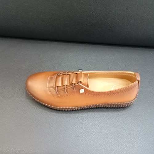 Ballerinas new, genuine leather inside and out, brown