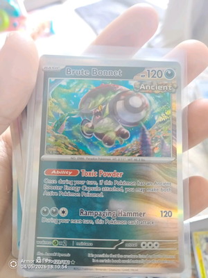 Pokemon Brute Bonnet (PAR 123) like new, Paradox Rift Rare Holo