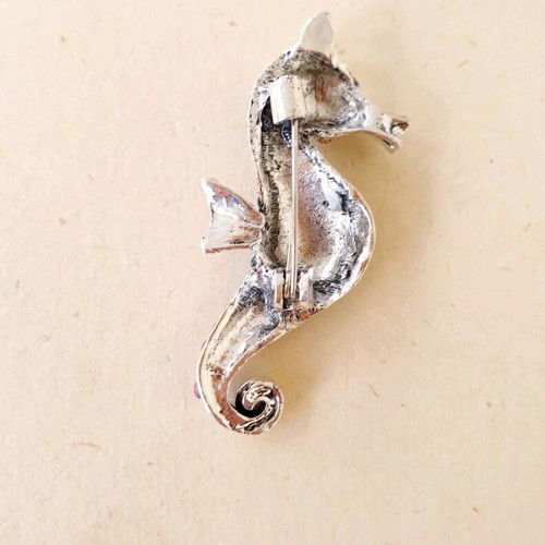 Seahorse vintage 70ies pin with multicolored rhinestones like new