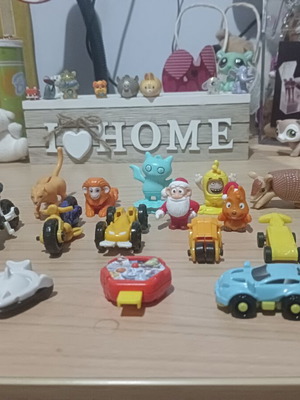 Kinder Figures like new, assorted miniatures and vehicles