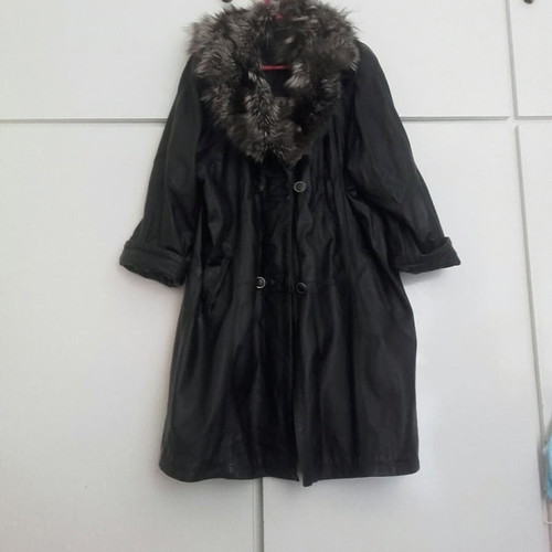 Leather and fur coat new, size medium, black