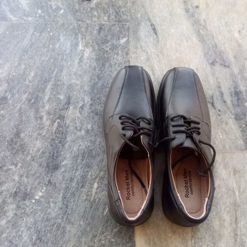 Men's shoes size 45