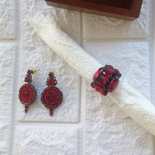 Earrings and ring like new with red Czech crystals