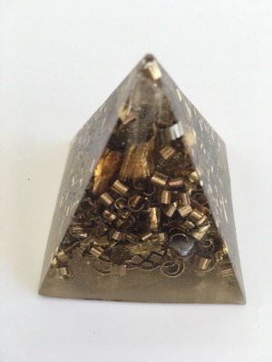 Orgonite pyramid with quartz, silver, copper new